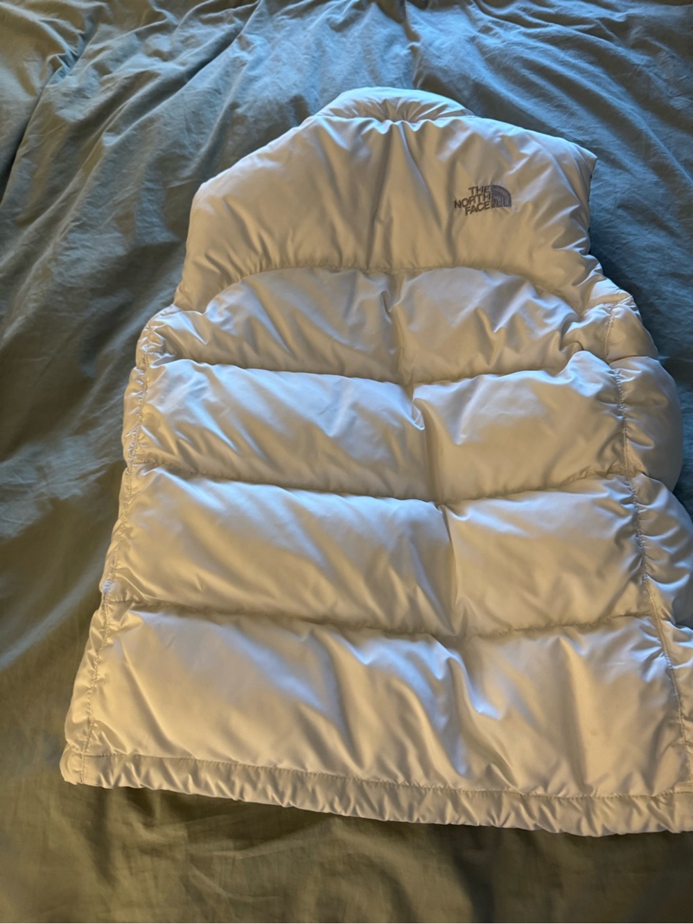 The North Face White 700 Down Puffer Vest ladies M. - Picture 3 of 7